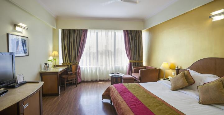 Hotel The Piccadily Lucknow Exterior foto